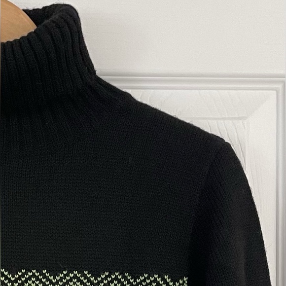 EUC Prawn Red Turtleneck Sweater Size S - Picture 4 of 5